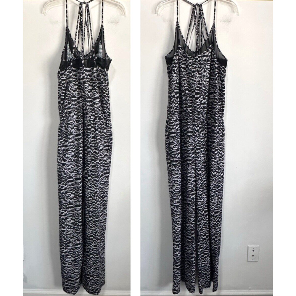 Athleta Dash Jumpsuit XL Strappy Back Elastic Waist Active Travel Workout Errand